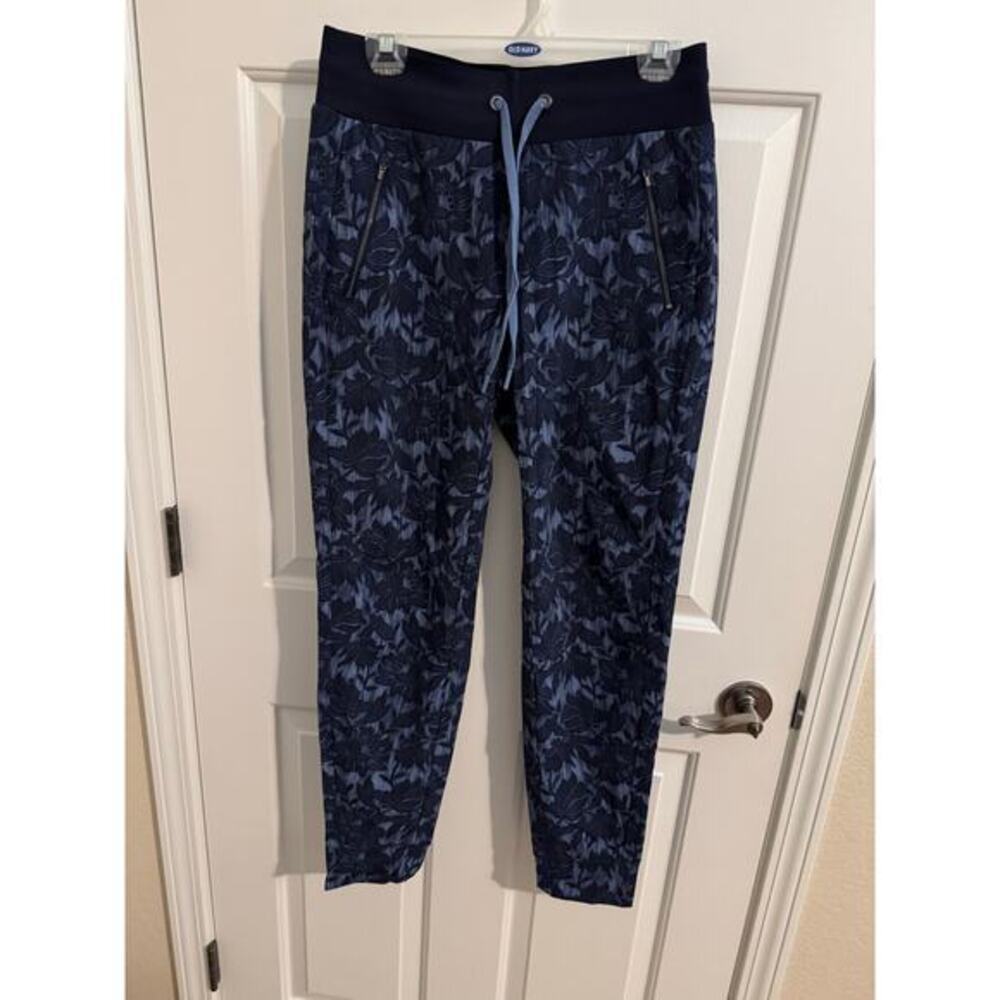 Athleta New Trekkie North High Rise Jogger Etheral Bloom Cottage Blue Floral 6 T